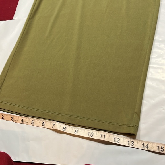 LISA RINNA OLIVE GREEN PULL ON CARGO PANTS WIDE LEG knit Flowy stretch waist Med - Picture 4 of 12